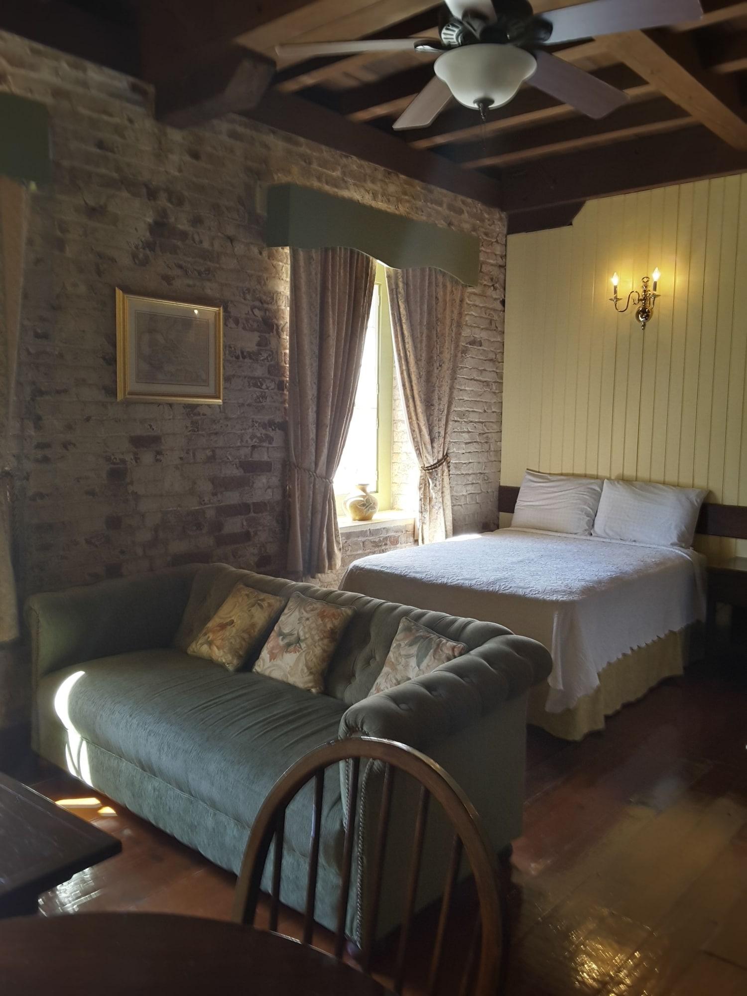 Copper And Lumber Store Hotel English Harbour Bagian luar foto