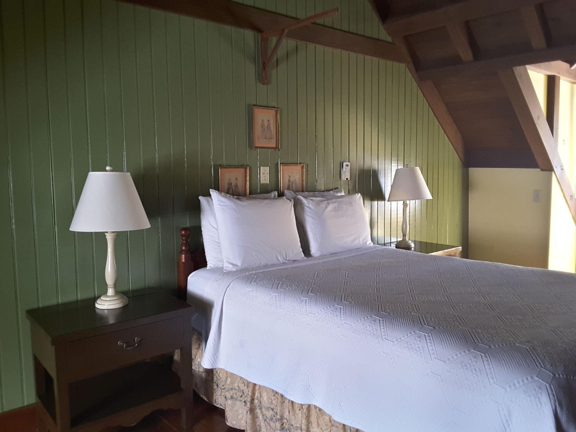 Copper And Lumber Store Hotel English Harbour Bagian luar foto